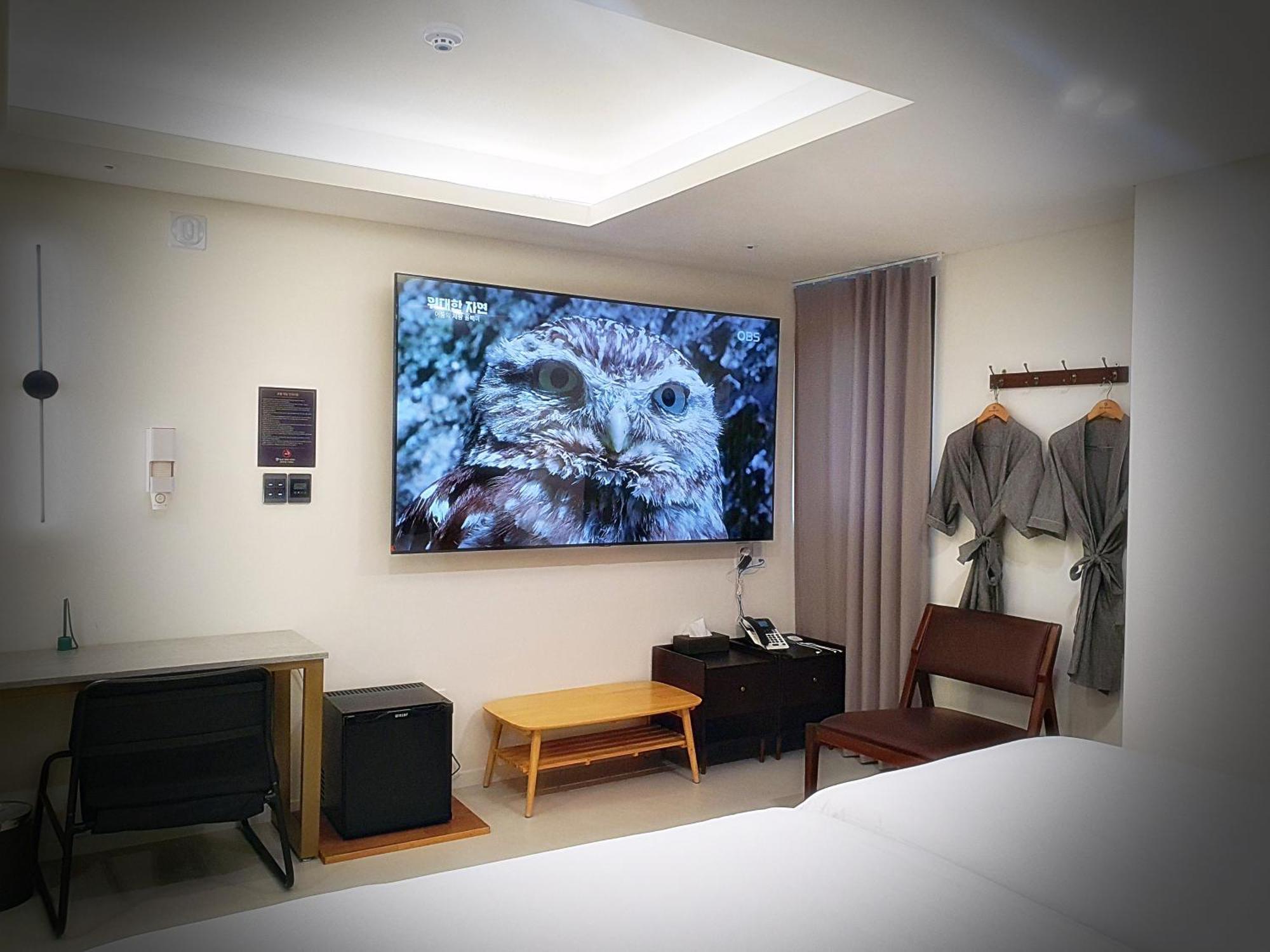 Bluebird Hotel อินชอน ภายนอก รูปภาพ