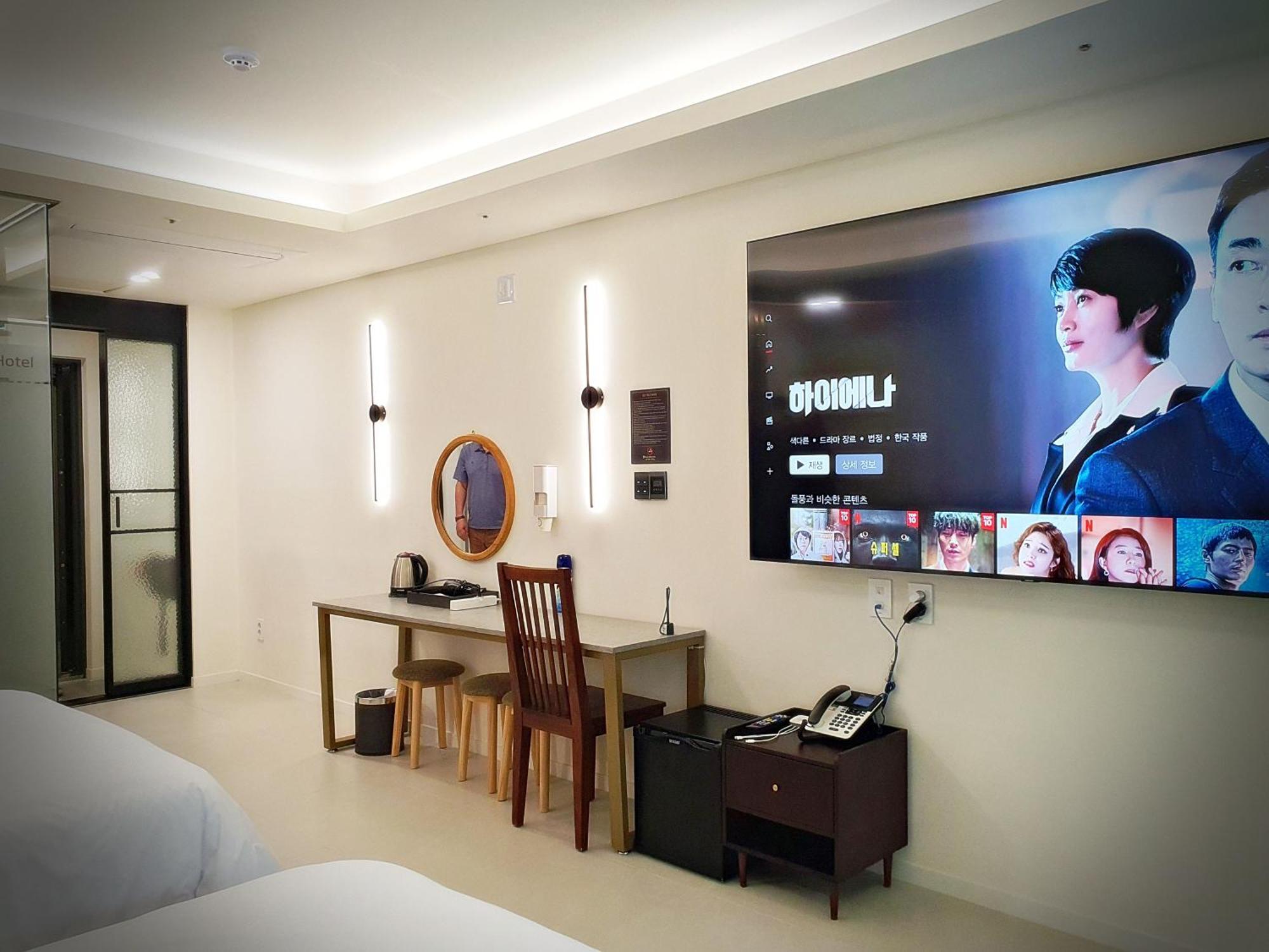 Bluebird Hotel อินชอน ภายนอก รูปภาพ